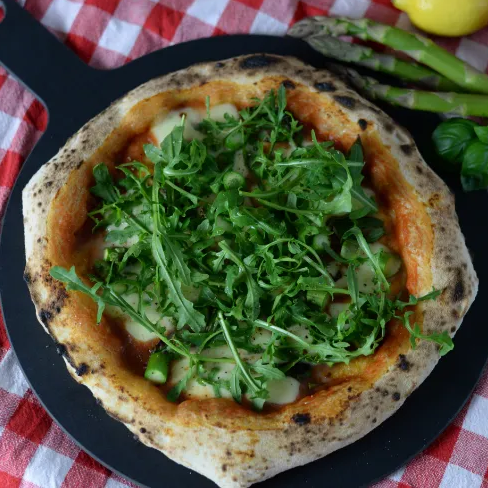 Spezialitäten Pizza